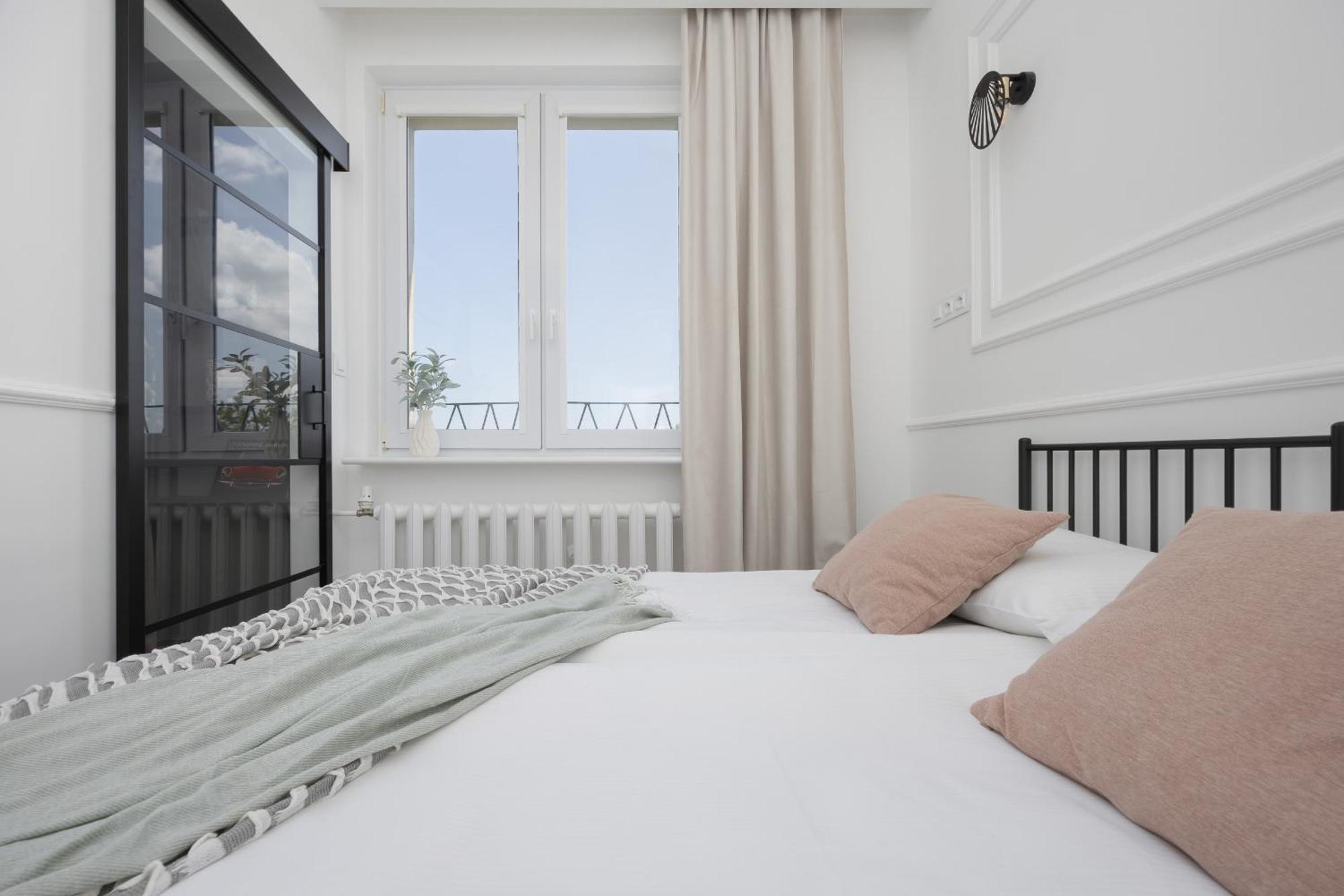 Elegancki Apartament Dla 4 Osob W Warszawie By Noclegi Renters Варшава Экстерьер фото